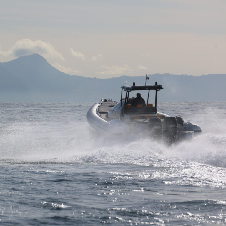 Cantieri Miami Gold - Gommone 12 Metri Cabinato